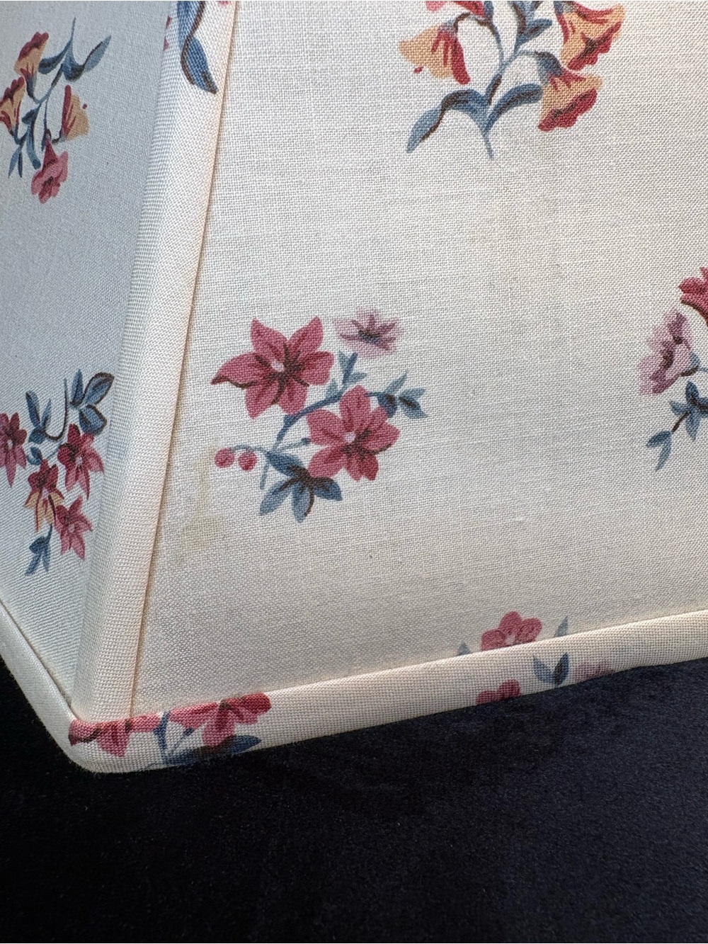 Vintage Porcelain Table Lamp/ Matching Hexigonal Fabric Shade - Picture 10 of 16